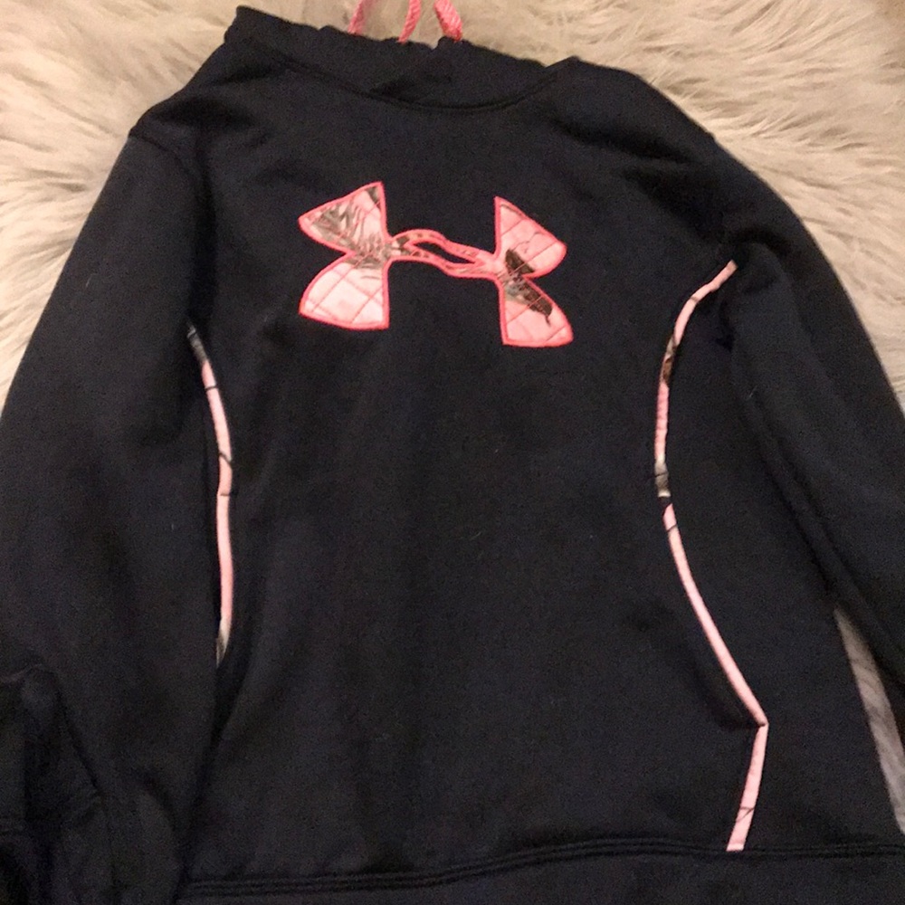 Under armor sweatshirt
